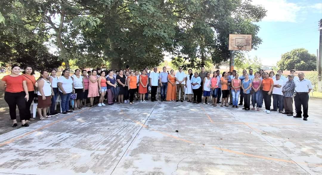 𝗥𝗼𝗱𝗿𝗶𝗴𝗼 𝗖𝗮𝗹𝗱𝗲𝗿ó𝗻 𝗿𝗲𝗳𝗿𝗲𝗻𝗱𝗮 𝘀𝘂 𝗿𝗲𝘀𝗽𝗮𝗹𝗱𝗼 𝗮 𝗹𝗮𝘀 “𝗺𝘂𝗷𝗲𝗿𝗲𝘀 𝗰𝗼𝗻𝘀𝘁𝗿𝘂𝗰𝘁𝗼𝗿𝗮𝘀 𝗱𝗲 𝗽𝗮𝘇”