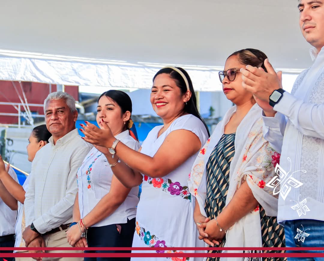 Escuelas martinenses brillan en el Desfile de la Revolución